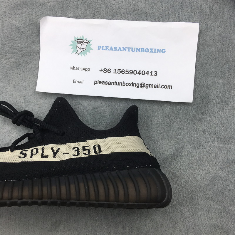 Authentic Yeezy 350 V2 Boost Oreo